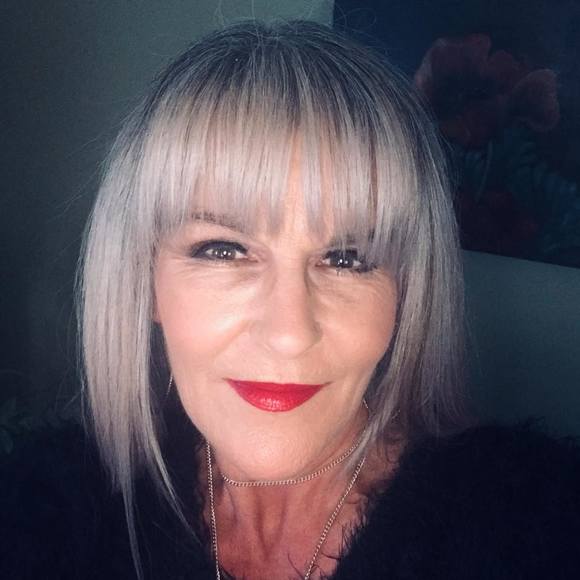 Meet your Posher, Denise - Picture 1 of 1